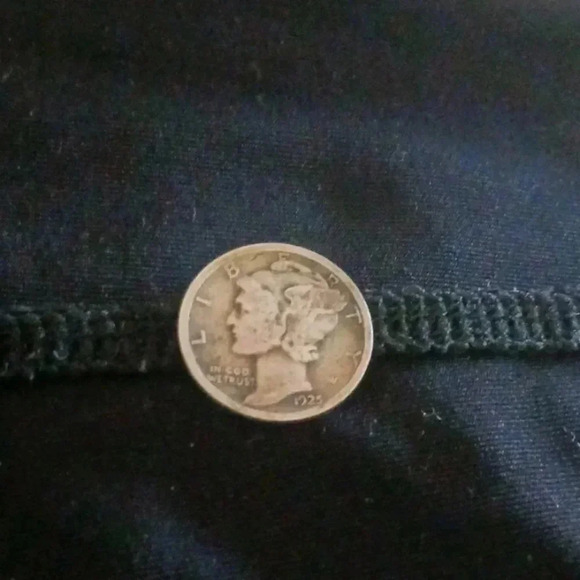 1925 D Mercury Dime..100 percent authentic! - Picture 1 of 4